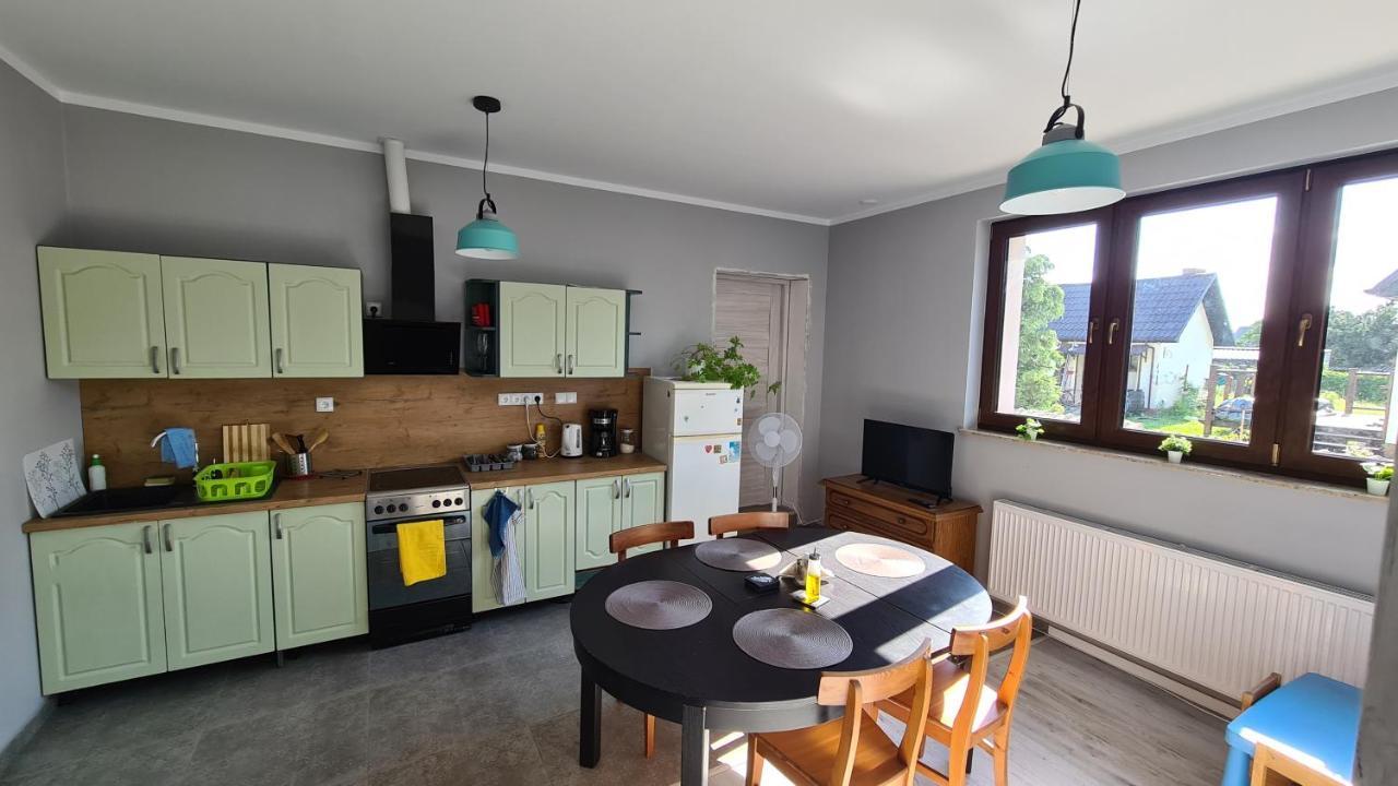 Urocze Apartamenty Na Wsi Goledzinow Bagian luar foto