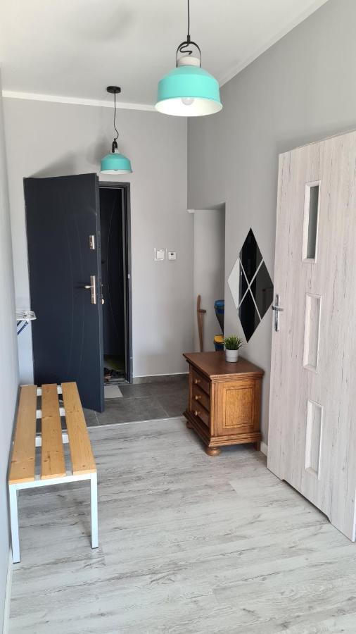 Urocze Apartamenty Na Wsi Goledzinow Bagian luar foto