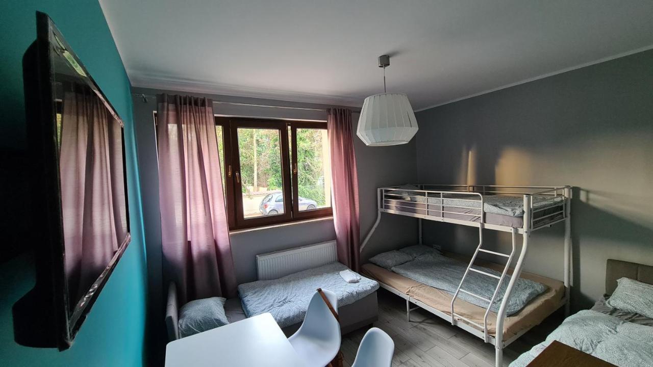 Urocze Apartamenty Na Wsi Goledzinow Bagian luar foto