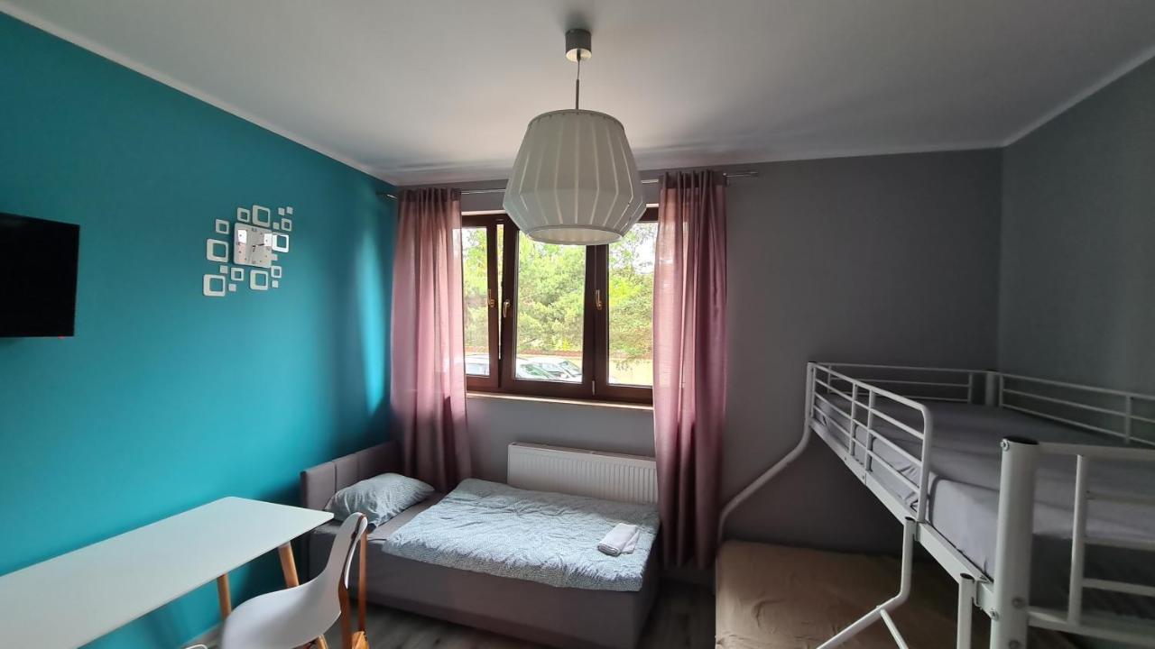 Urocze Apartamenty Na Wsi Goledzinow Bagian luar foto
