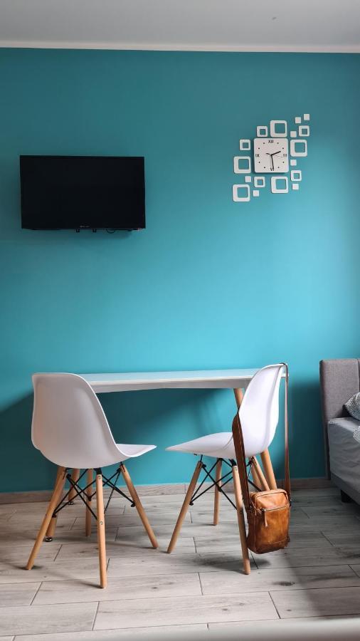 Urocze Apartamenty Na Wsi Goledzinow Bagian luar foto