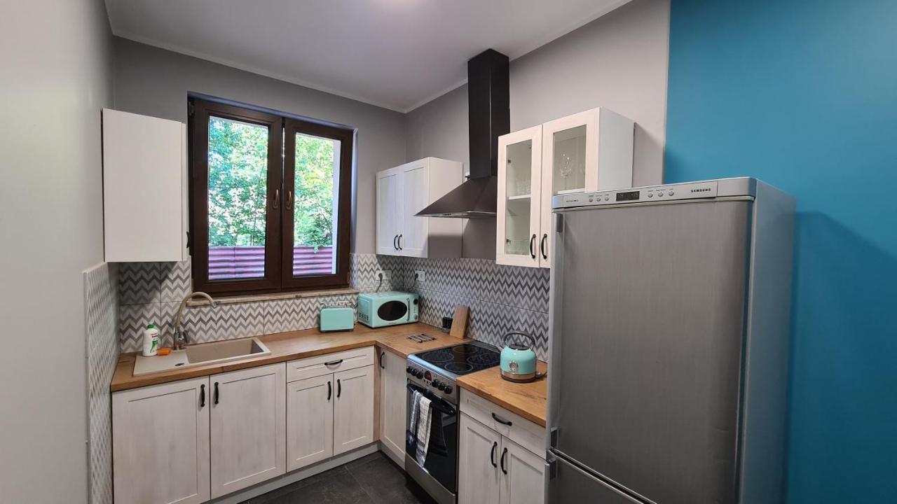 Urocze Apartamenty Na Wsi Goledzinow Bagian luar foto